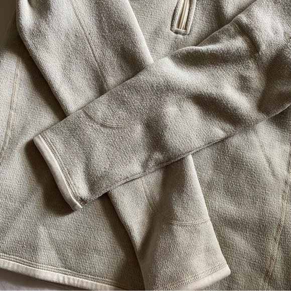 Patagonia Women’s Better Sweater Zip-up Jacket - Picture 2 of 4